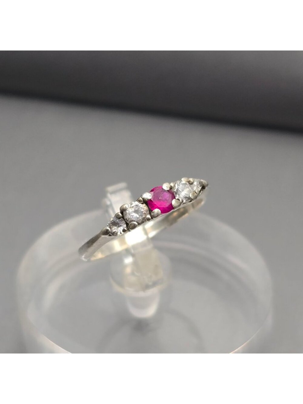 Vintage Sterling Silver Ruby Crystal Tiered Ring Size 5.5 Five Stone Dainty Band